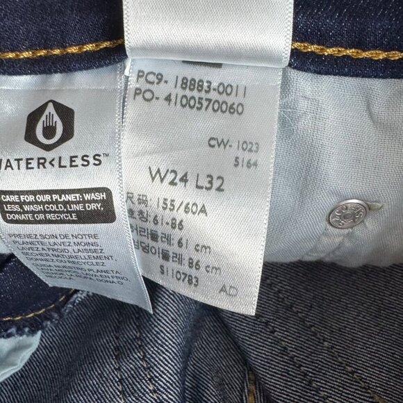 Levi's 724 High Rise Slim Straight Dark Wash Jean READ W24 L32 Casual Stretch - Picture 11 of 15
